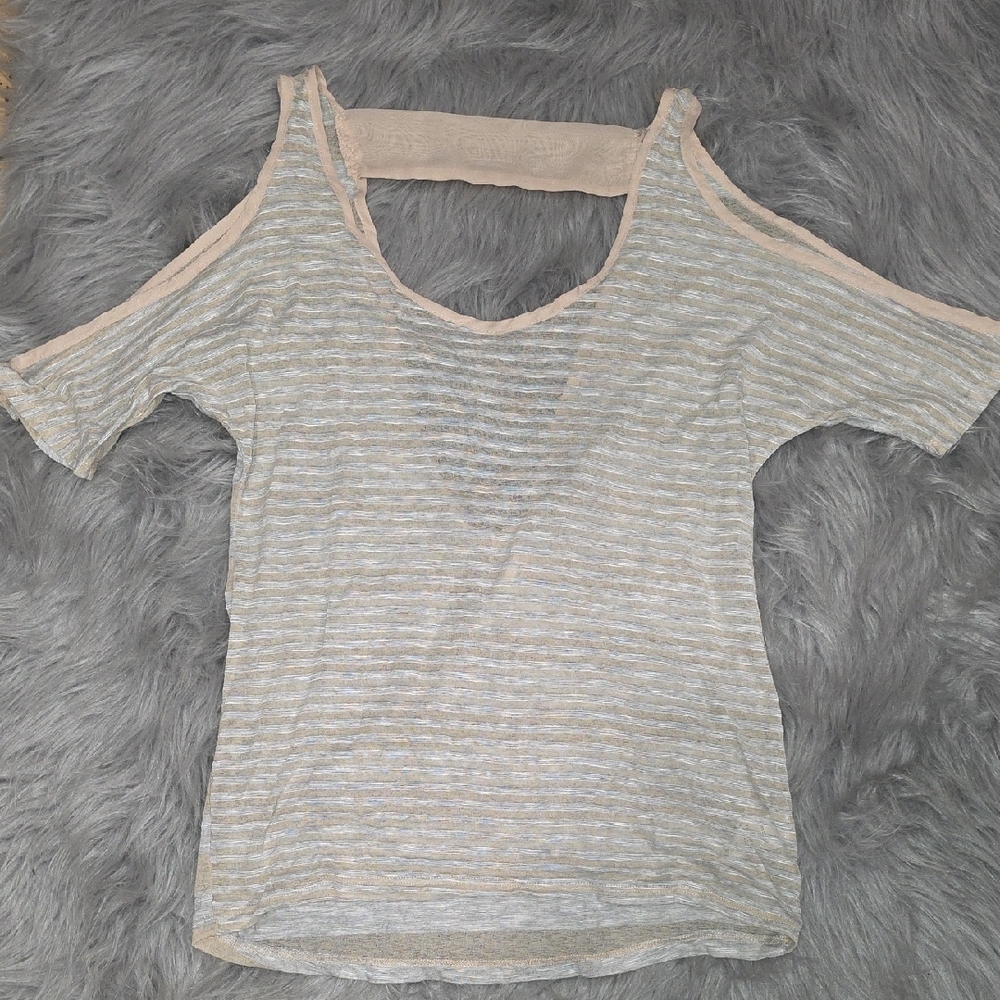 Vanity Striped Cold Shoulder Tee - Cream and Gray